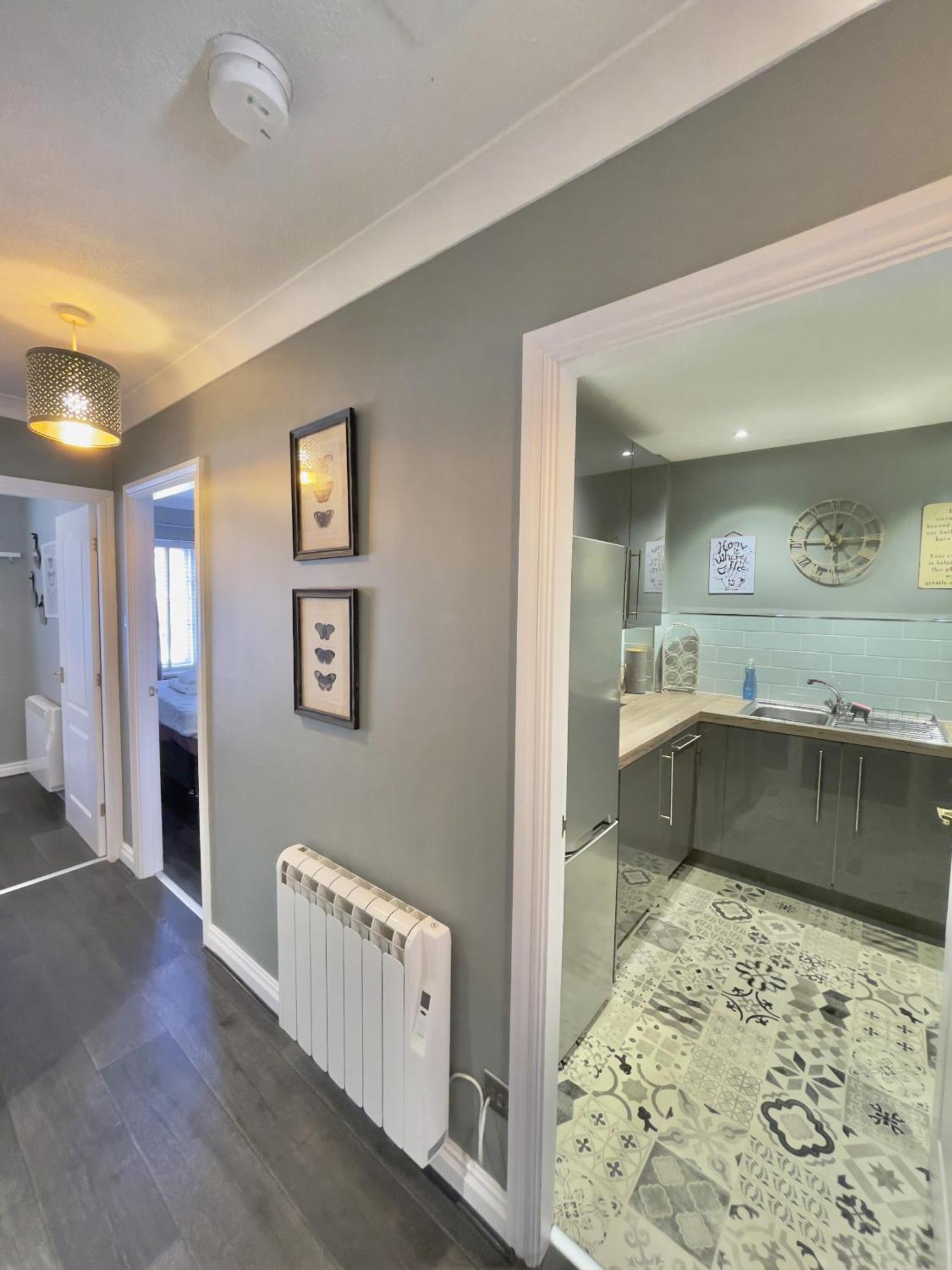 Monkbridge Mews Apartment *